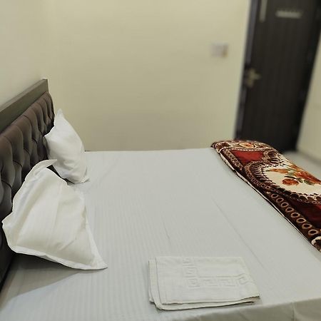 Hotel Dev International Khalilabad Exterior photo